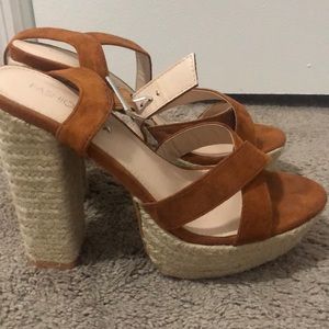 Fashion Nova High Platform Sandals - Brown